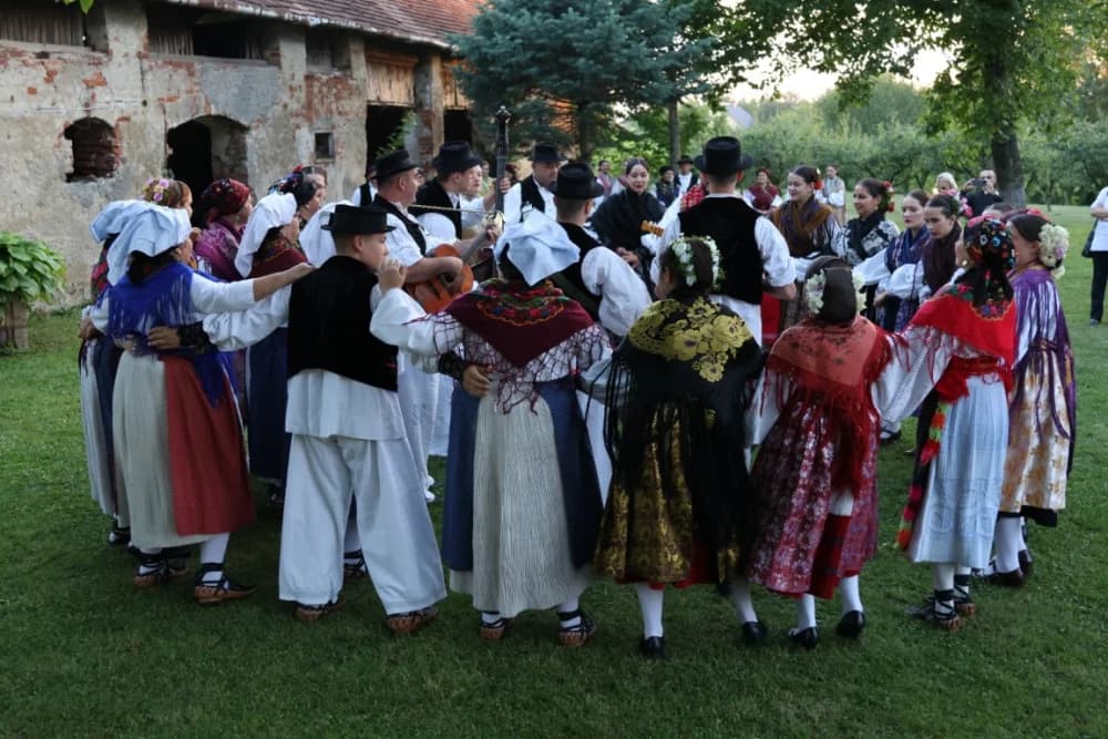 KAPITALNO IZDANJE: Općina Kaptol čuvajući ostavštinu objavila reprezentativnu monografiju Ivo Čakalić