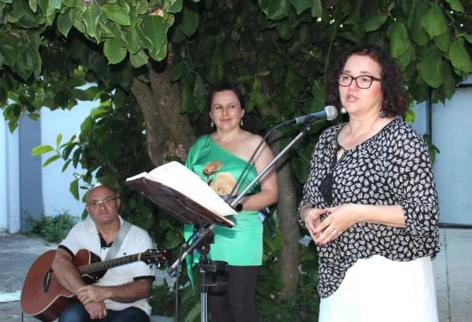 POŽEŠKO KULTURNO LJETO Peićevci u dvorištu Kuće Kraljević održali pjesničku večer