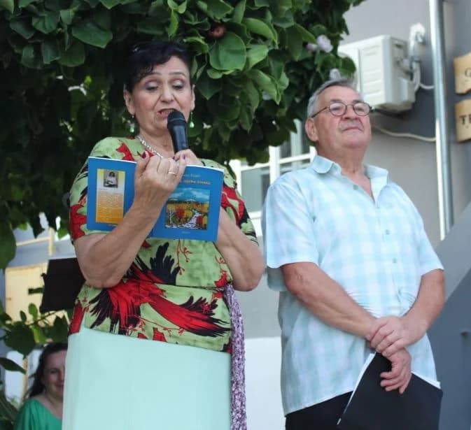 POŽEŠKO KULTURNO LJETO Peićevci u dvorištu Kuće Kraljević održali pjesničku večer