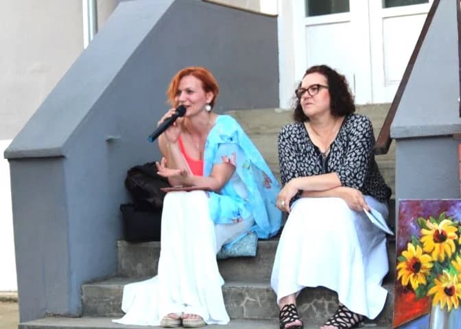 POŽEŠKO KULTURNO LJETO Peićevci u dvorištu Kuće Kraljević održali pjesničku večer