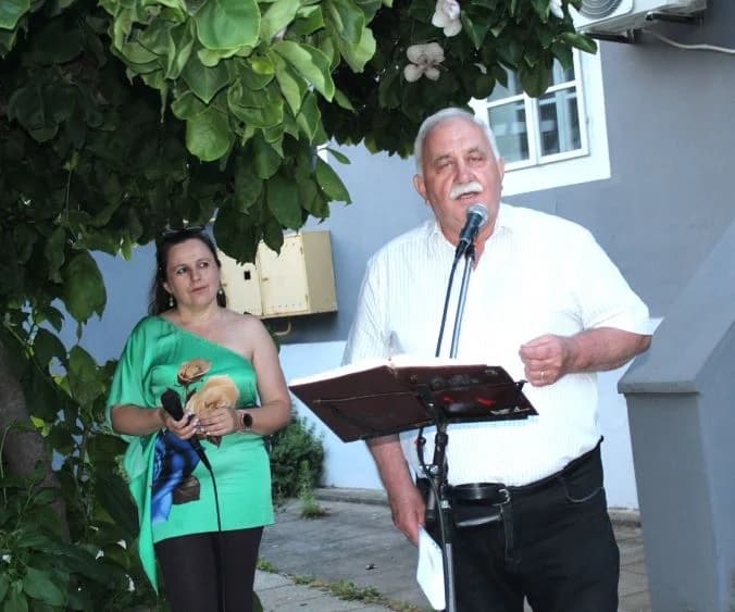 POŽEŠKO KULTURNO LJETO Peićevci u dvorištu Kuće Kraljević održali pjesničku večer