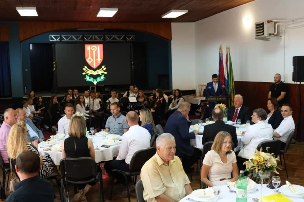 DAN OPĆINE KAPTOL I NJENOG ZAŠTITNIKA: Kristina Rupert, Nada Prkačin i Patrik Jaković primili godišnje nagrade, a uručene i četiri zahvalnice