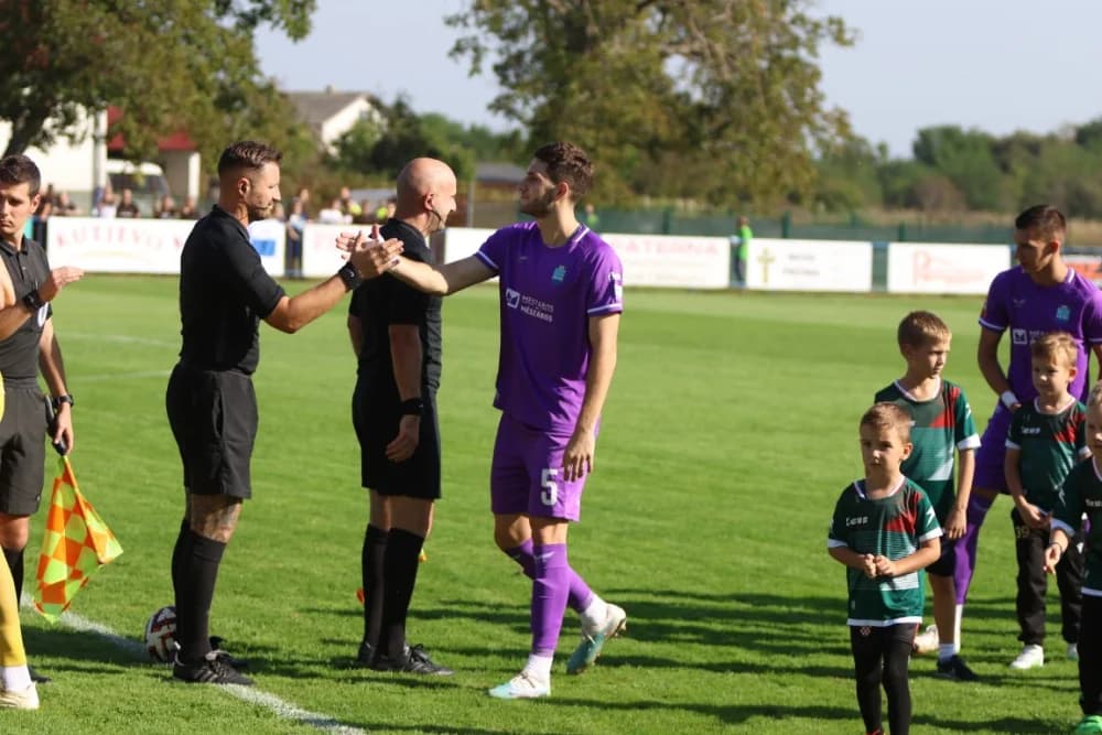 /FOTOGALERIJA/ NK Kutjevo - NK Osijek 1:4