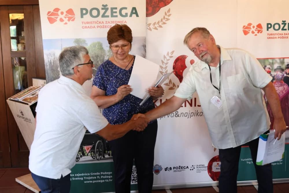 44. POŽEŠKA KULENIJADA:  Pobjednica Našičanka Iva Mihalj, a šest kulenara dobilo zlatne plakete
