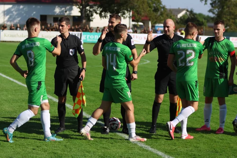/FOTOGALERIJA/ NK Kutjevo - NK Osijek 1:4
