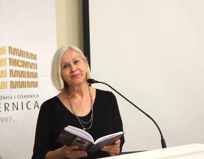 PIKNIK S KNJIGAMA: U pleterničkoj Knjižnici održana večer poezije Mire Šulc iz Jakšića