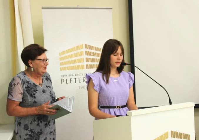 PIKNIK S KNJIGAMA: U pleterničkoj Knjižnici održana večer poezije Mire Šulc iz Jakšića