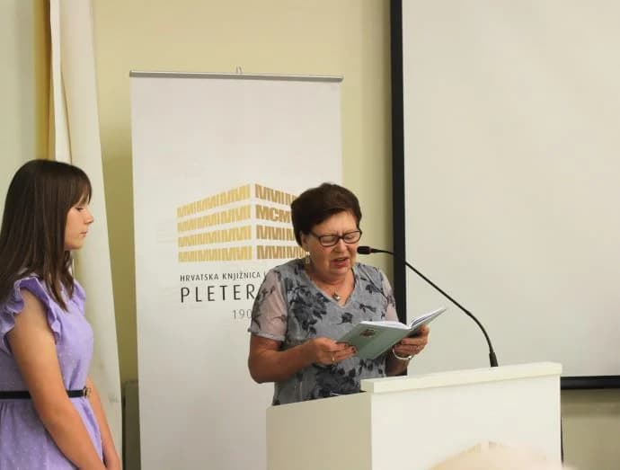 PIKNIK S KNJIGAMA: U pleterničkoj Knjižnici održana večer poezije Mire Šulc iz Jakšića