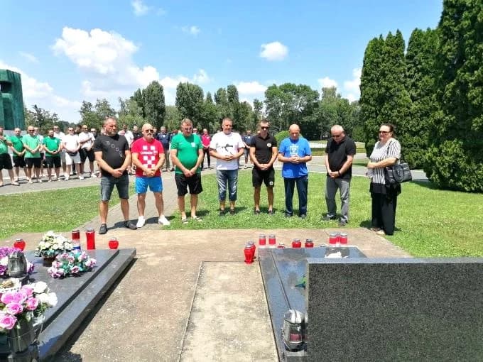 Pleterničani sudjelovali na Memorijalnom nogometnom turniru „Marko Babićʼ u Vukovaru.