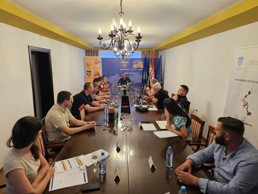 Uz nervozu pojedinaca na 22. sjednici Gradskog vijeća Kutjeva jedna Odluka vraćena na doradu, druge prihvaćene većinom glasova