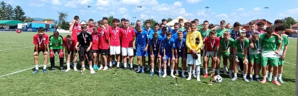 Održan ʼpraznikʼ dječjeg nogometa u Kaptolu: Natjecalo više od 650 djece iz pet županija