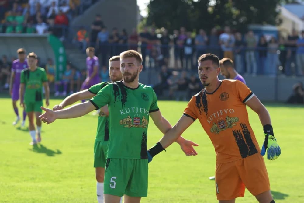/FOTOGALERIJA/ NK Kutjevo - NK Osijek 1:4