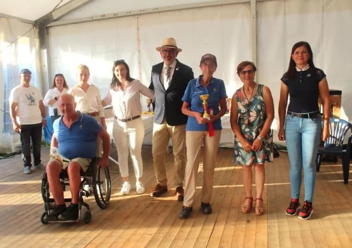 Raznovrsni glazbeni, gastronomski i kulturni sadržaji bili u velikom šatoru u sklopu Međunarodnog konjičkog turnira u Pleternici