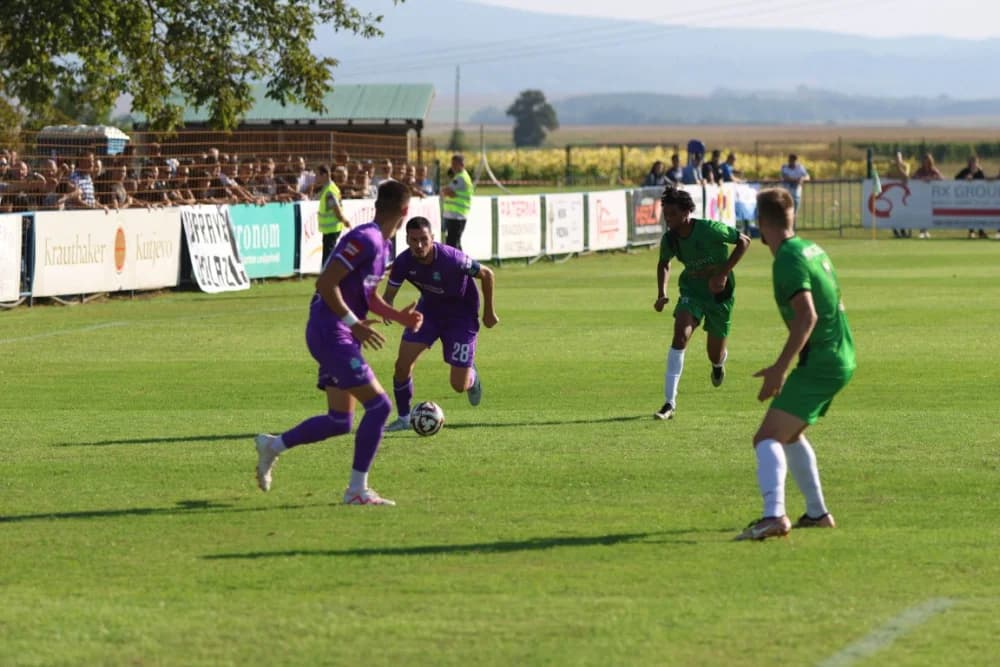 /FOTOGALERIJA/ NK Kutjevo - NK Osijek 1:4