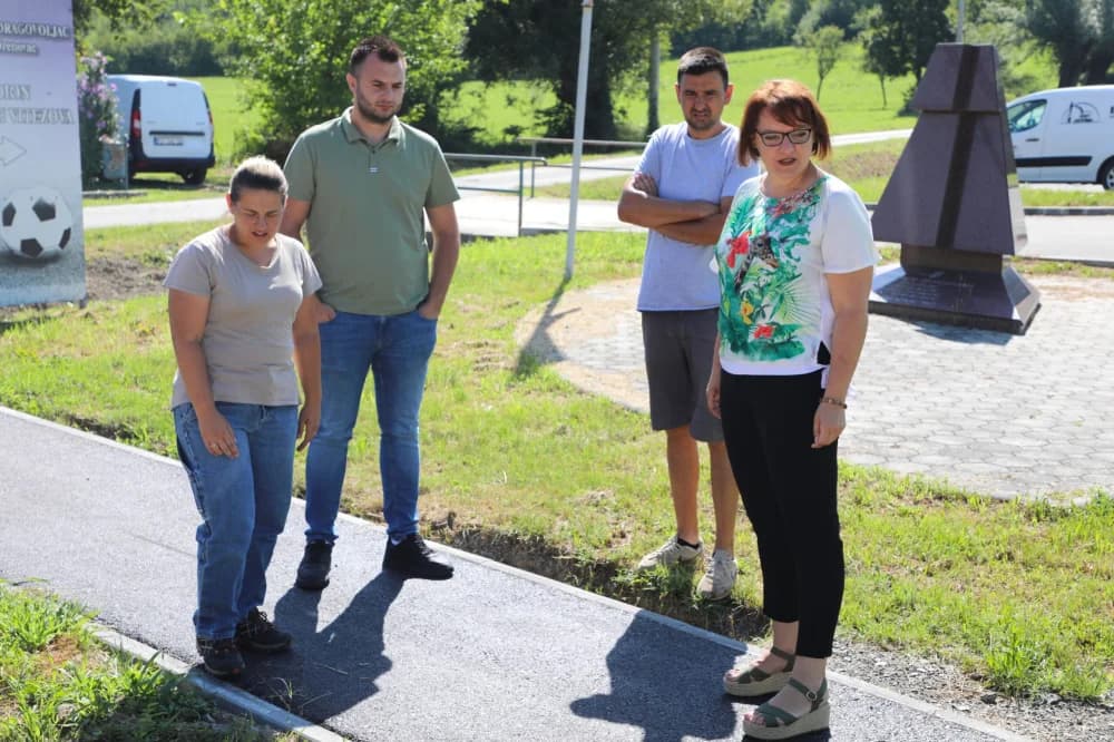 Dovšetak radova na pješačkoj stazi u Brodskom Drenovcu i početak izgradnje ceste Dolač-Smrik u Pleternici