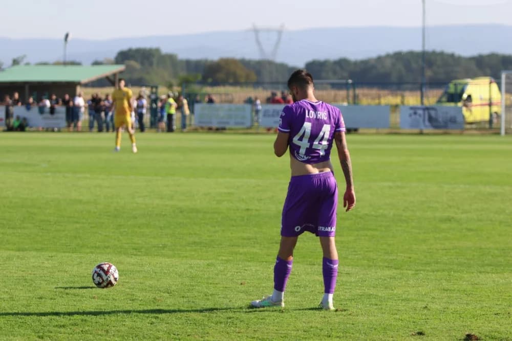 /FOTOGALERIJA/ NK Kutjevo - NK Osijek 1:4