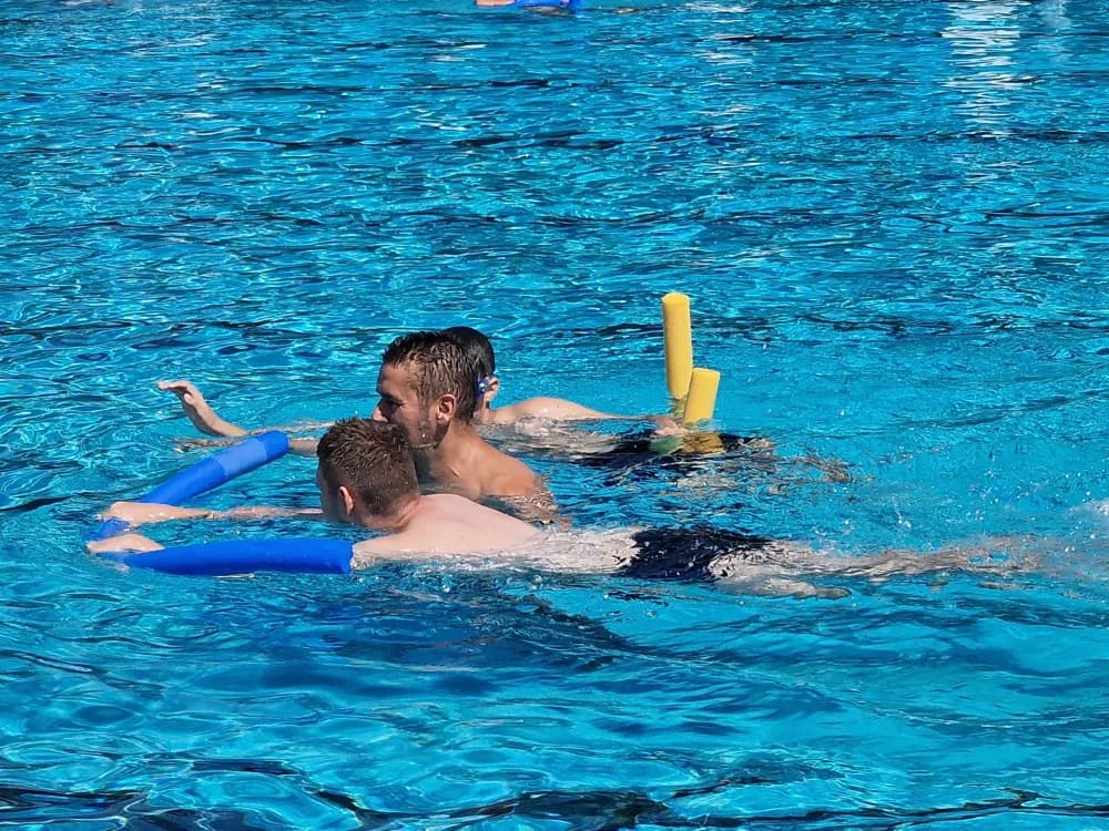 Završila Škola plivanja za djecu s tjelesnim i intelektualnim teškoćama: Svim polaznicima dodijeljene diplome