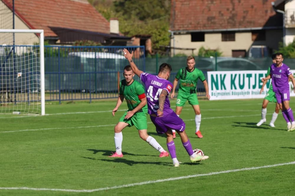 /FOTOGALERIJA/ NK Kutjevo - NK Osijek 1:4