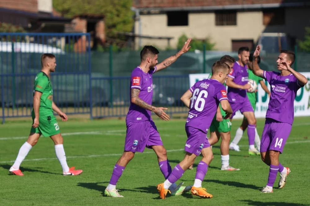 /FOTOGALERIJA/ NK Kutjevo - NK Osijek 1:4