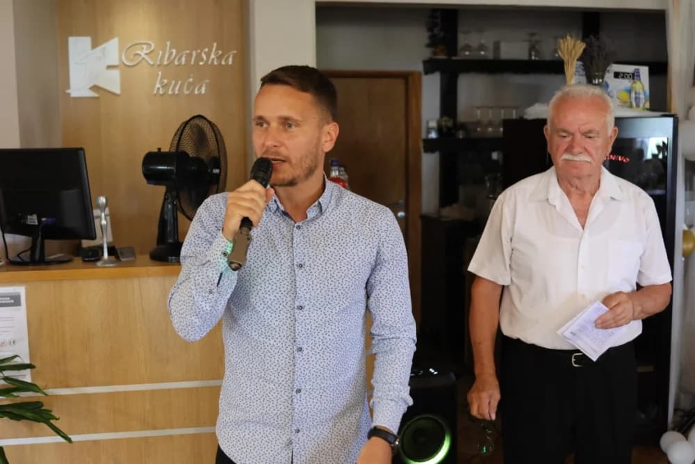 MATICA UMIROVLJENIKA KUTJEVO: Okupljaju se dva puta tjedno, a omogućeno im je mjerenje krvnog tlaka
