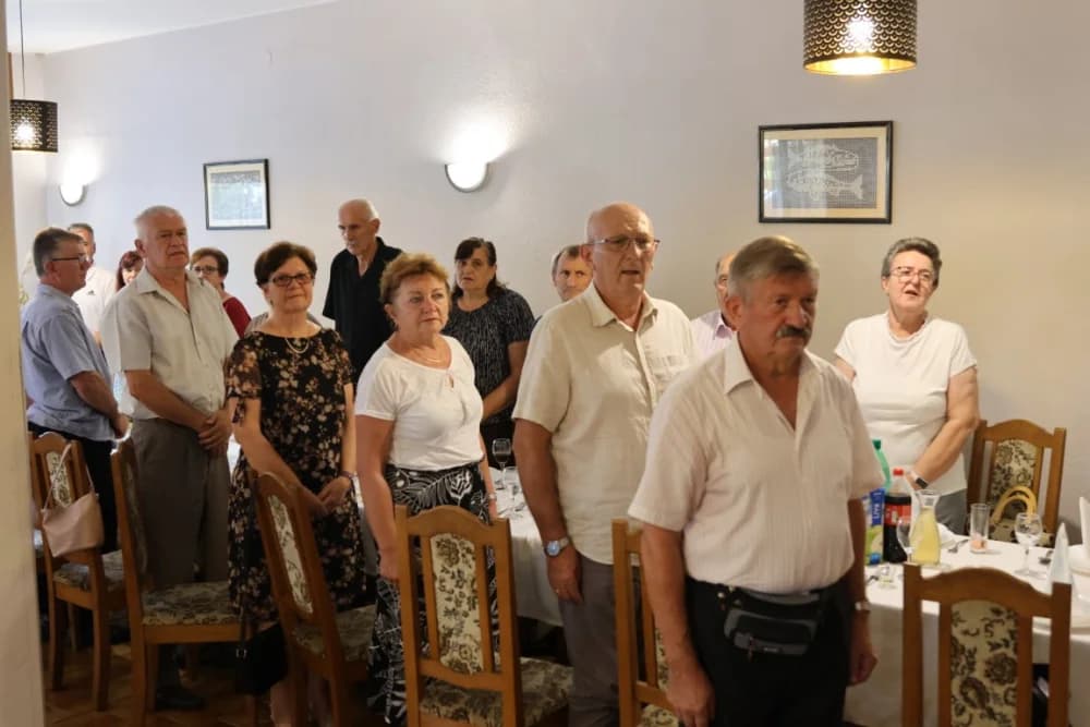 MATICA UMIROVLJENIKA KUTJEVO: Okupljaju se dva puta tjedno, a omogućeno im je mjerenje krvnog tlaka