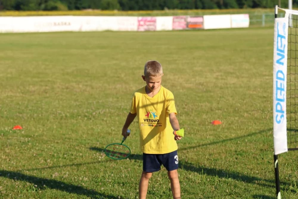 Stotinu mališana sudjelovalo na Ljetnim sportskim igrama djece u Vetovu