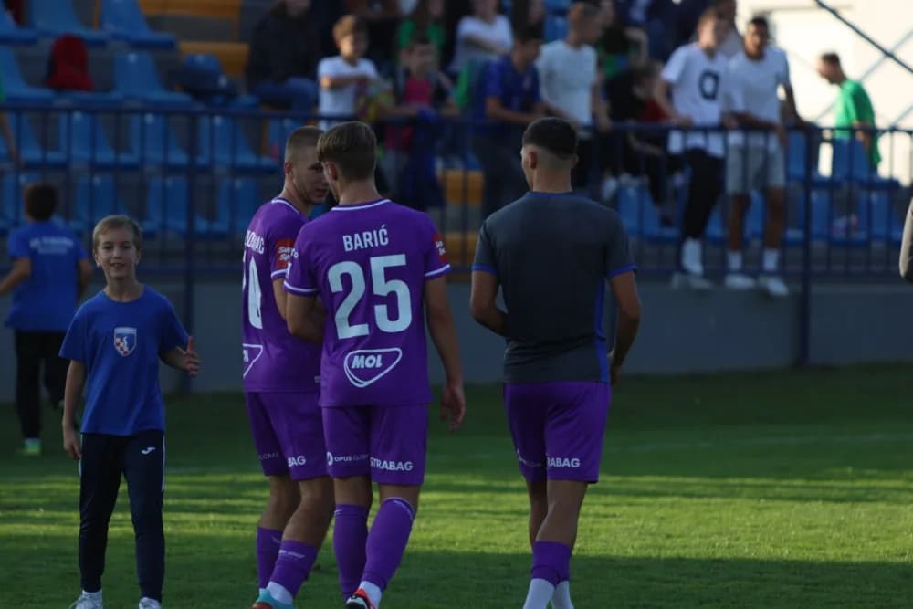 /FOTOGALERIJA/ NK Kutjevo - NK Osijek 1:4