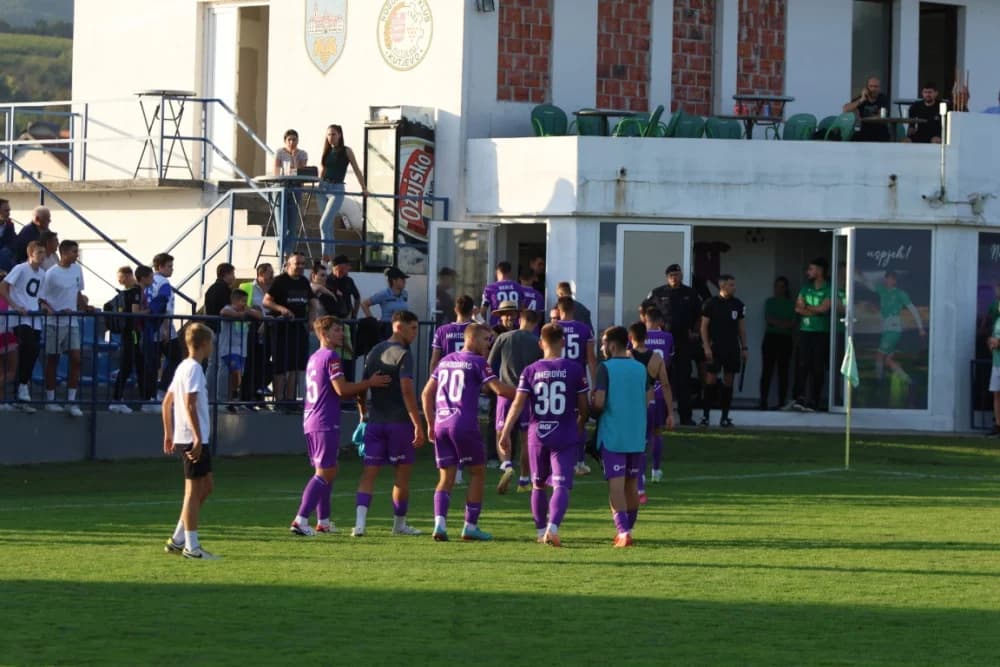 /FOTOGALERIJA/ NK Kutjevo - NK Osijek 1:4