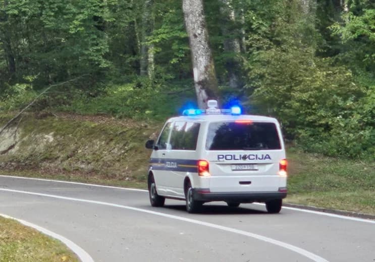 Motociklist setio u čaglinskom kraju - prevezen je u požešku bolnicu