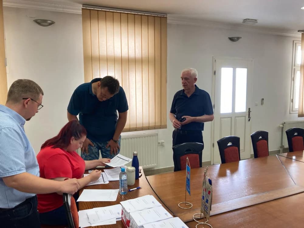HDZ bira novo/staro stranačko vodstvo: Glasovanje obavio i zastupnik u Hrvatskom saboru i požeški gradonačelnik dr.sc. Željko Glavić