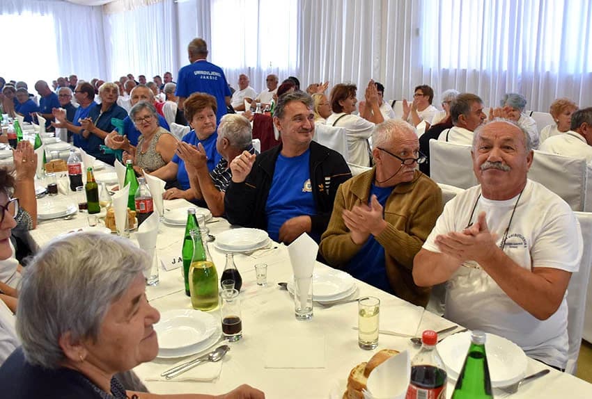 [FOTO] Jakšićani ispred Kaptolčana i brestovačke Orljave pobjednici Sportskih susreta umirovljenika Požeške županije