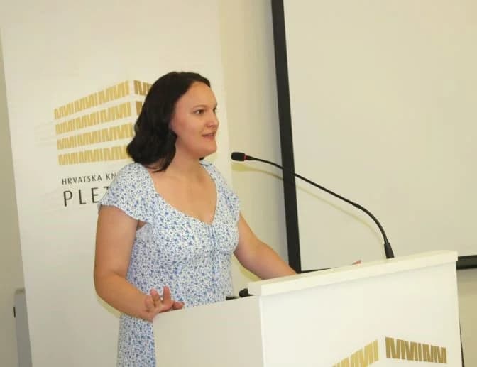 Spisateljica Josipa Pavičić u pleterničkoj Knjižnici i čitaonici održala promociju svoje knjige o narcisoidnoj osobnosti