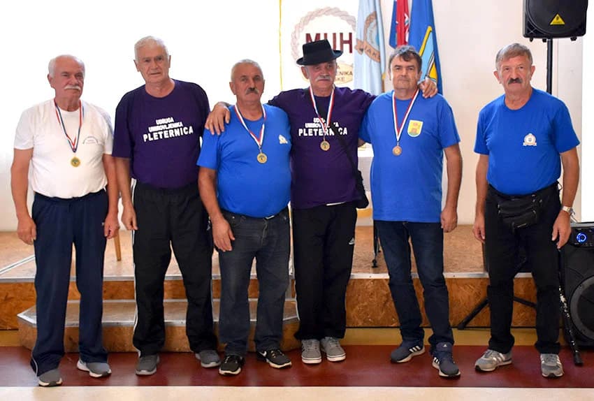 [FOTO] Jakšićani ispred Kaptolčana i brestovačke Orljave pobjednici Sportskih susreta umirovljenika Požeške županije