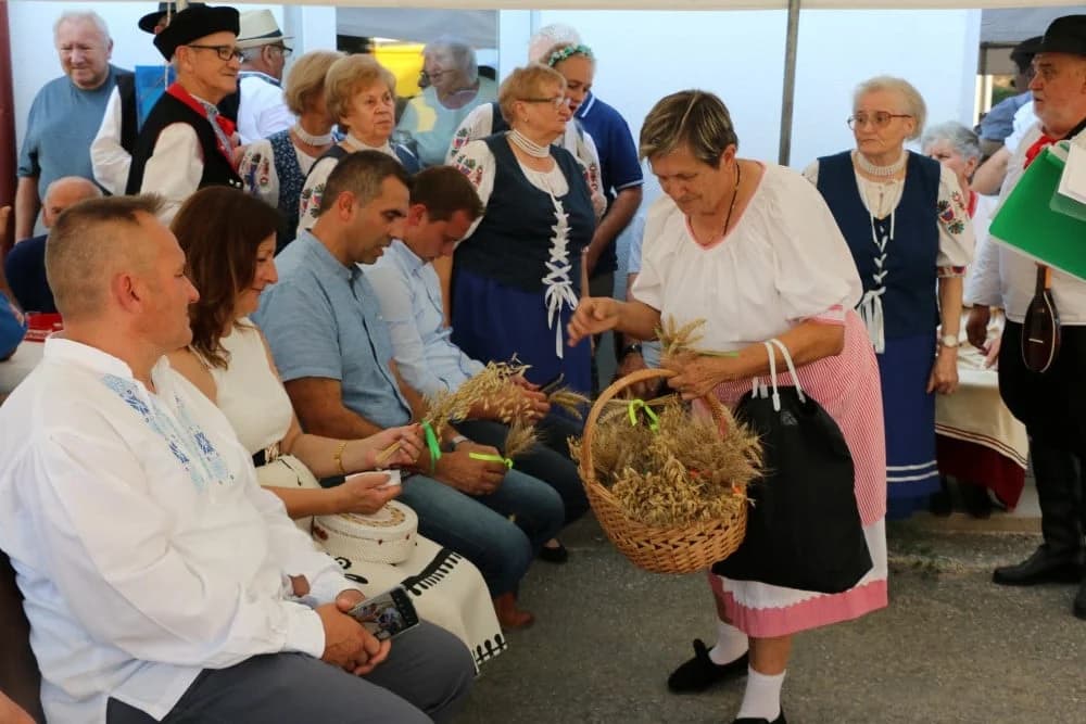 GOSTOVANJE U SUSJEDSTVU: Jakšićki Slovaci se dobro predstavili kod zemljaka