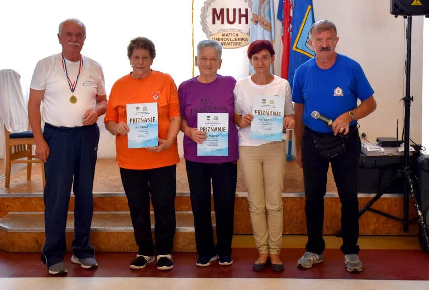 [FOTO] Jakšićani ispred Kaptolčana i brestovačke Orljave pobjednici Sportskih susreta umirovljenika Požeške županije
