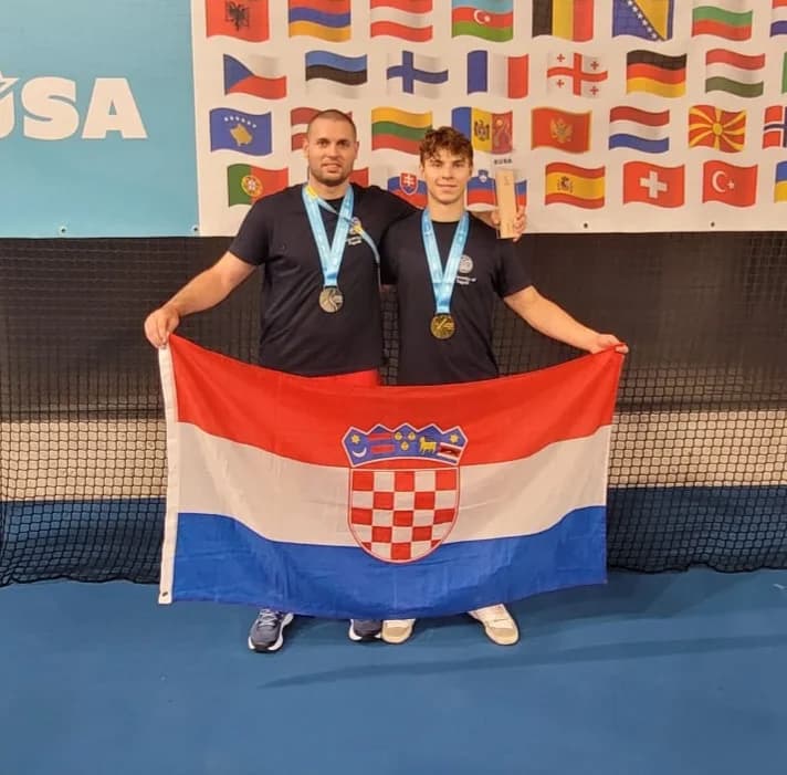 Natjecatelji Borca nastupili u sastavu Sveučilišne reprezentacije, Borna Soukup Europski Prvak u Full Contact-u!