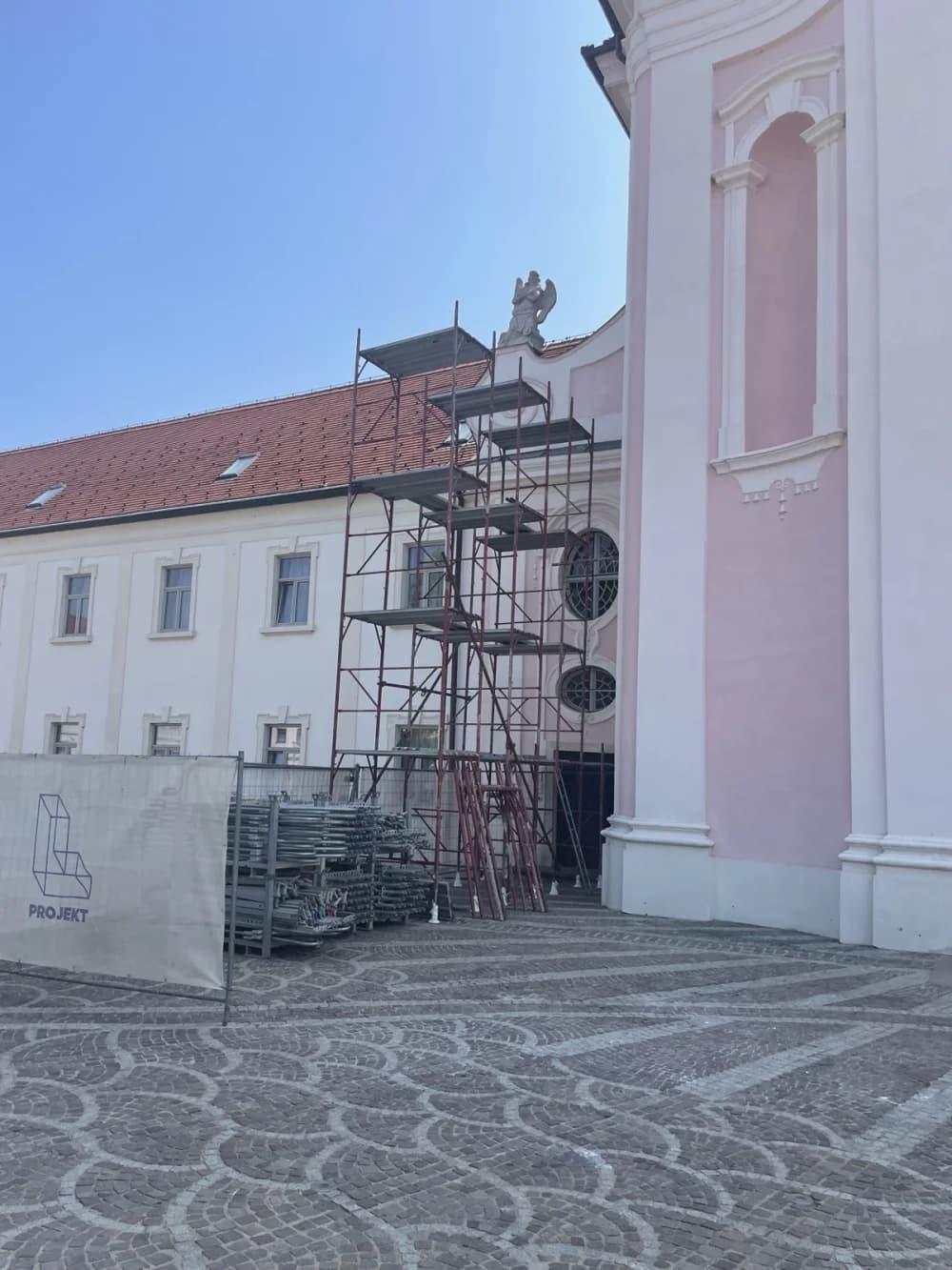 Započeli radovi na konstrukcijskom ojačanju požeške Katedrale