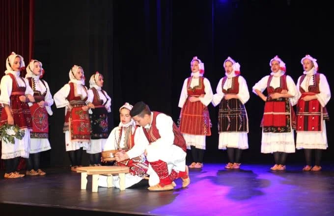 Folklorna društva iz Sjeverne Makedonije, Nizozemske i Indonezije gostovali u Pleternici