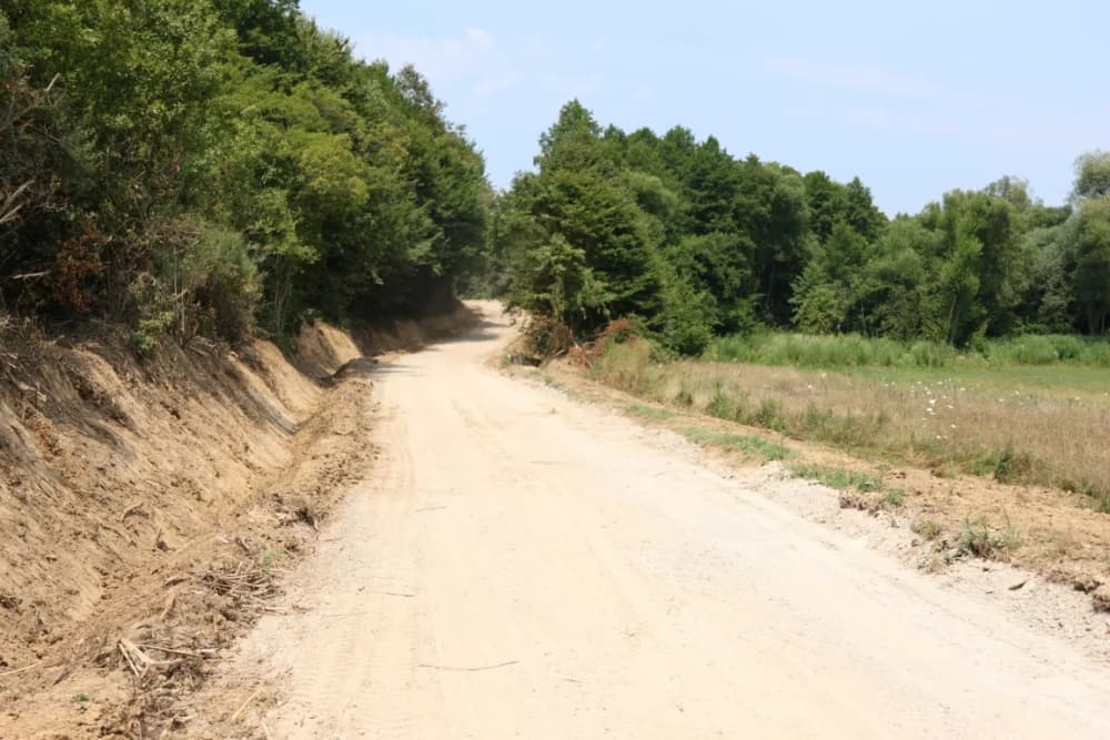 Na području općine Čaglin u tijeku su još jedni infrastrukturni radovi – treća faza uređenja ceste prema Dobrogošću