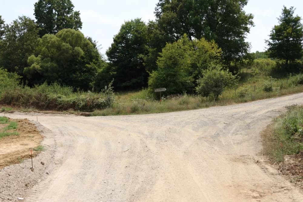 Na području općine Čaglin u tijeku su još jedni infrastrukturni radovi – treća faza uređenja ceste prema Dobrogošću