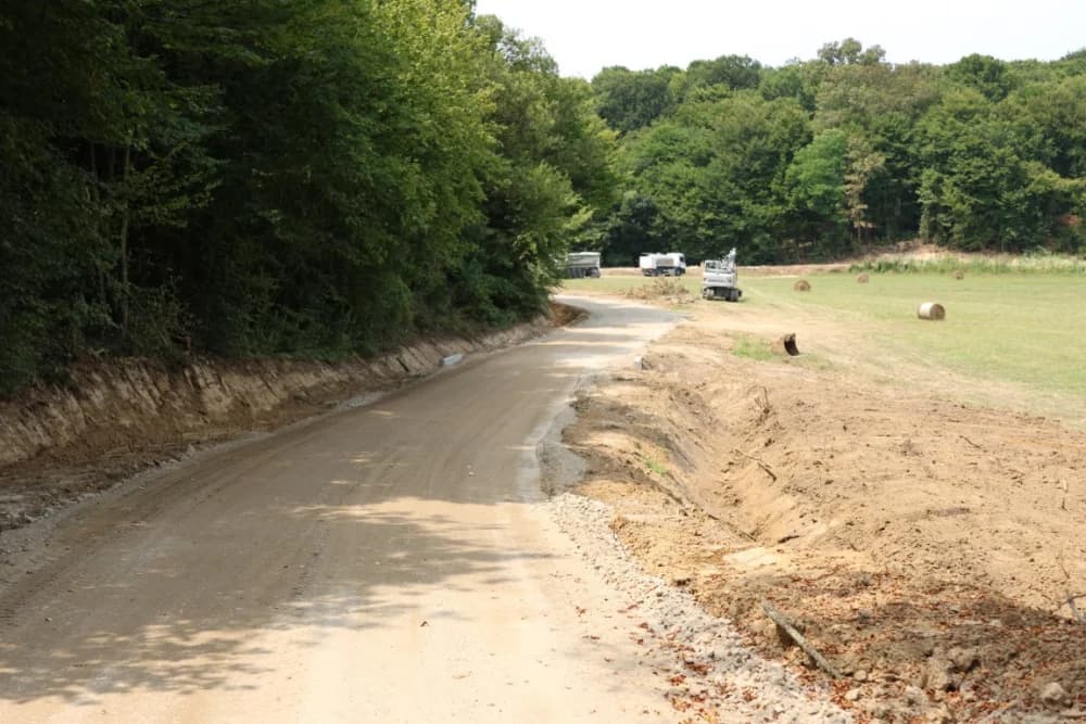 Na području općine Čaglin u tijeku su još jedni infrastrukturni radovi – treća faza uređenja ceste prema Dobrogošću