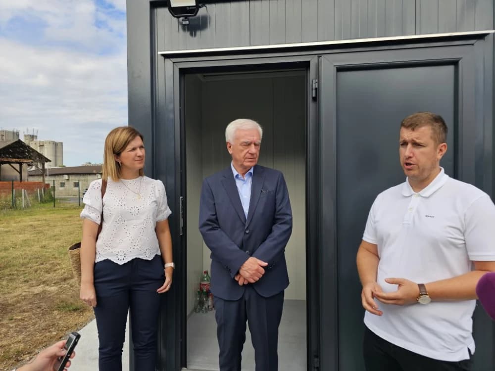 Nova usluga: Uređaj za automatsko prikupljanje ambalaže postavljen u Reciklažnom dvorištu Požega