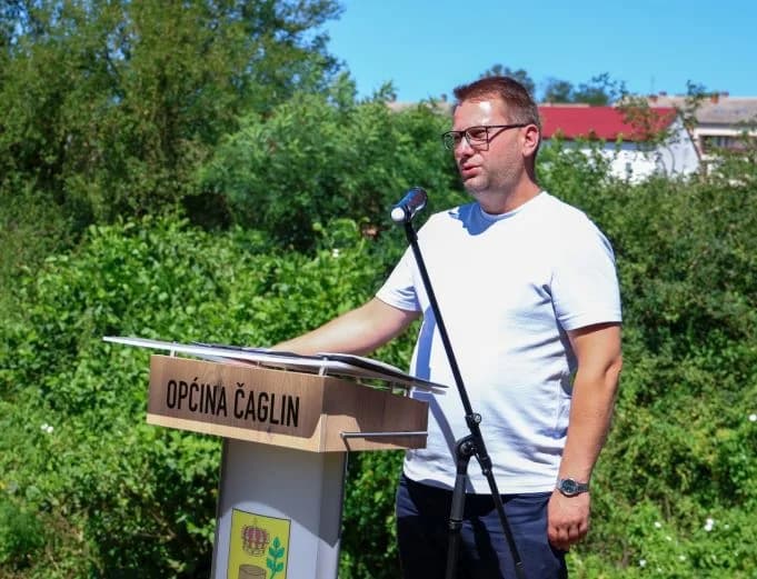 UZ 33. OBLJETNICU POGIBIJE PRIPADNIKA „TIGROVA“ U Novoj Ljeskovici odana počast hrvatskom branitelju Josipu Kneževiću