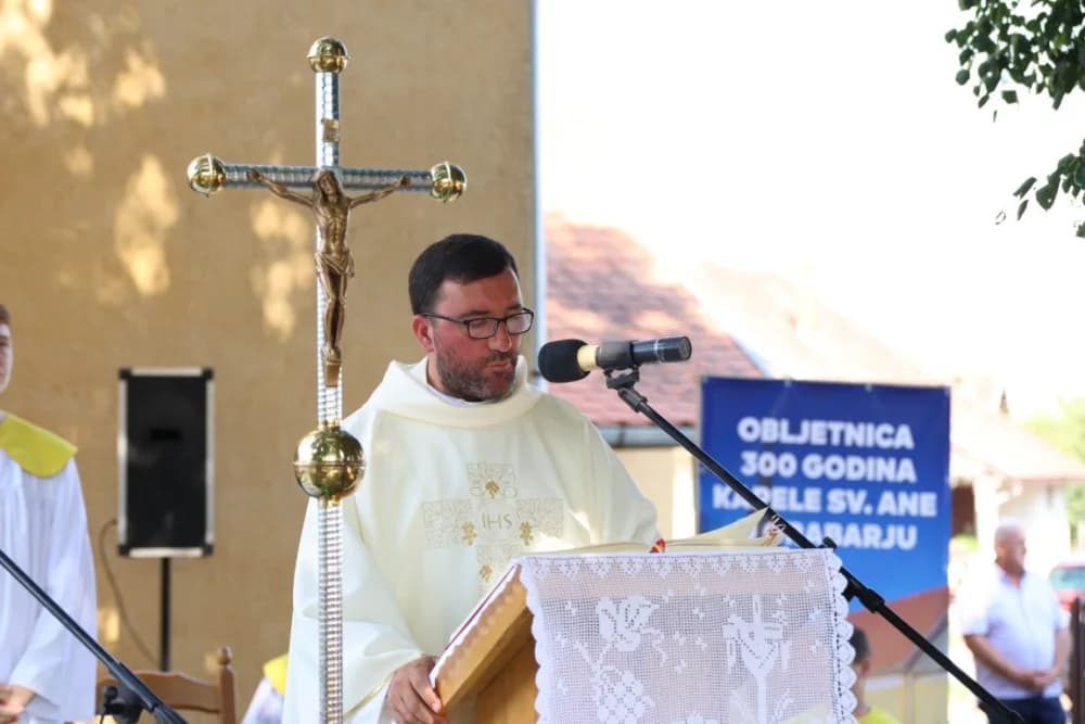 (FOTOGALERIJA) Grabarčani proslavili 300. obljetnicu Kapele sv. Ane