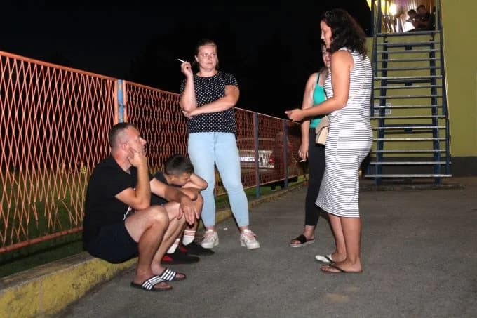 MALONOGOMETNI NOĆNI TURNIR U BUKU: Prvo mjesto i novčanu nagradu osvojila ekipa MNK „Amigo“