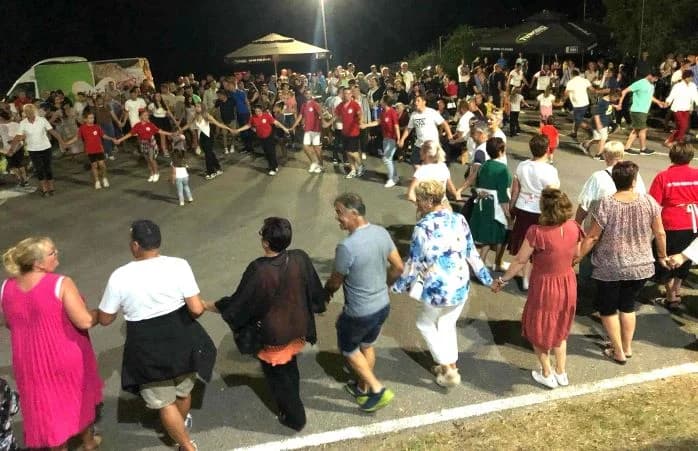 PLETERNIČKI KUD “RAMA“ Zapažen nastup na manifestaciji ”Večer folklora župa Potkraj i Turbe” u Bosni i Hercegovini