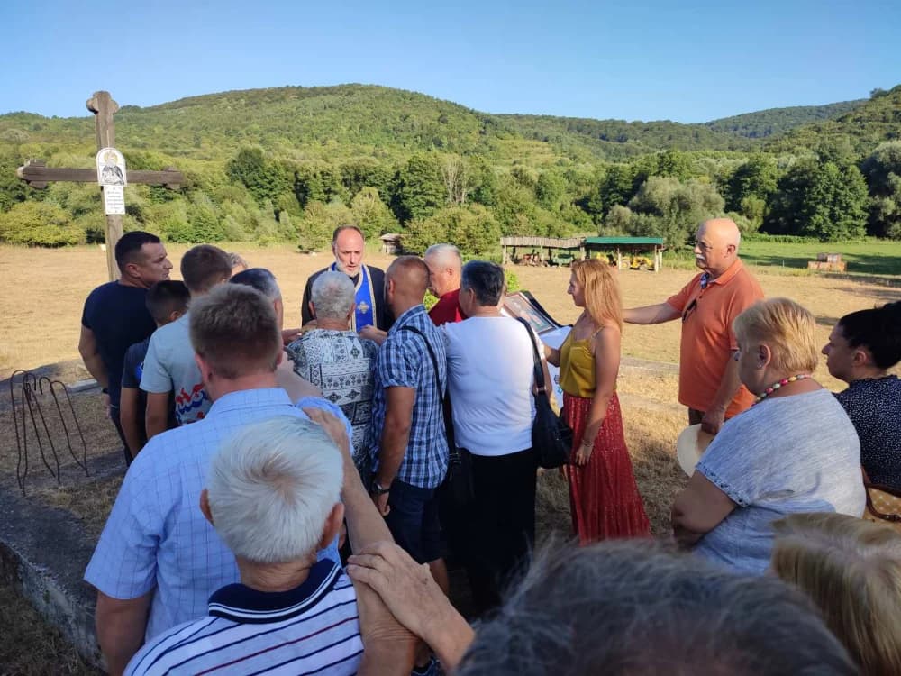 ILINJE U STRIJEŽEVICI: Bogosluženje uz mali broj vjernika – izostali prigodni program i narodno veselje