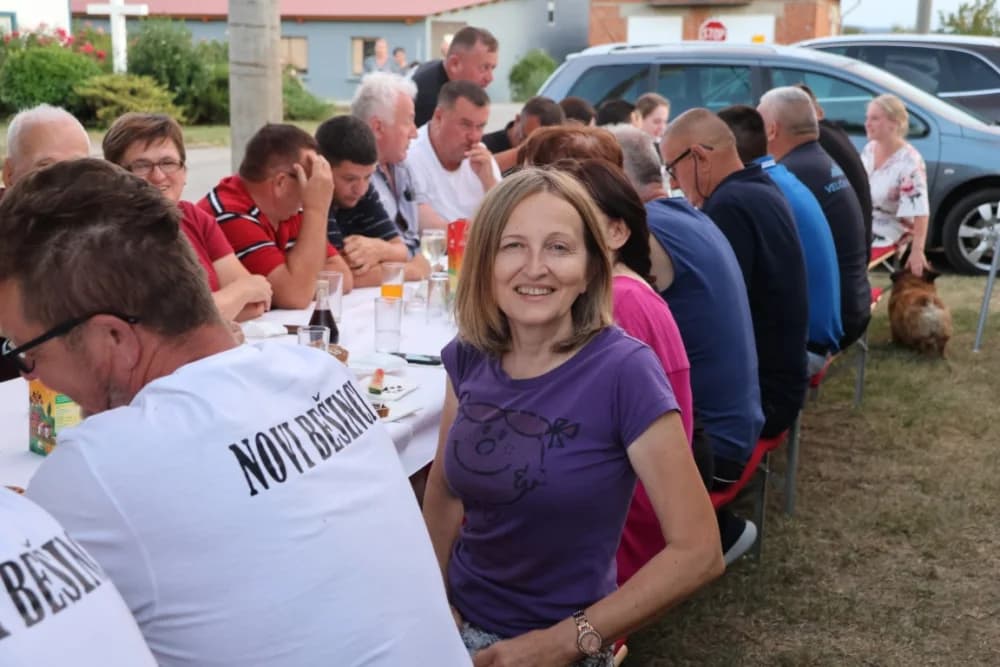MJEŠTANI NA OKUPU: Žitelji Novih Bešinaca družili se sa susjedima, te onima koji rade u inozemstvu
