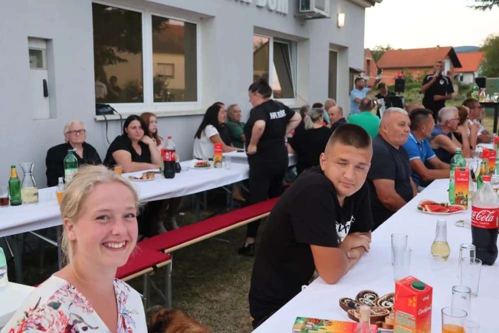 MJEŠTANI NA OKUPU: Žitelji Novih Bešinaca družili se sa susjedima, te onima koji rade u inozemstvu
