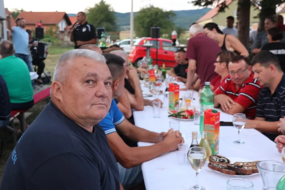 MJEŠTANI NA OKUPU: Žitelji Novih Bešinaca družili se sa susjedima, te onima koji rade u inozemstvu